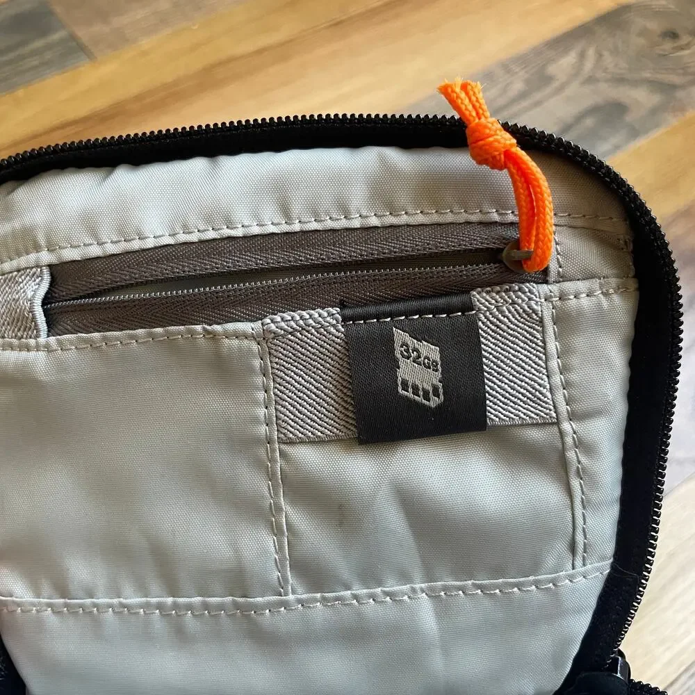 Lowepro Adventura SH 120 II Camera Bag Black Padded Shoulder Case DSLR